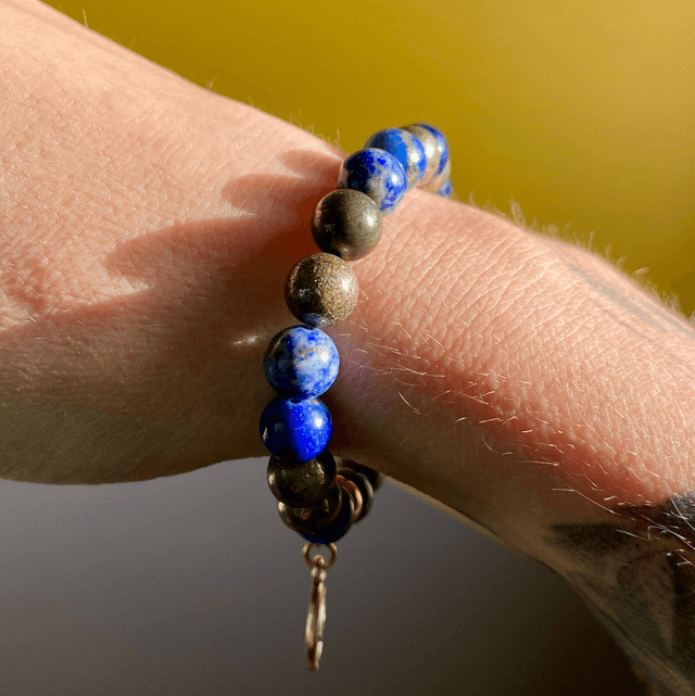 Bracelet Pyrite et Lapis-Lazuli (avec charm oeil d'Horus)