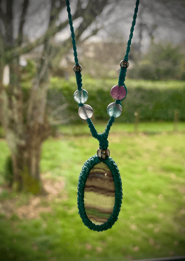 Collier ajustable Fluorite Arc-en-ciel